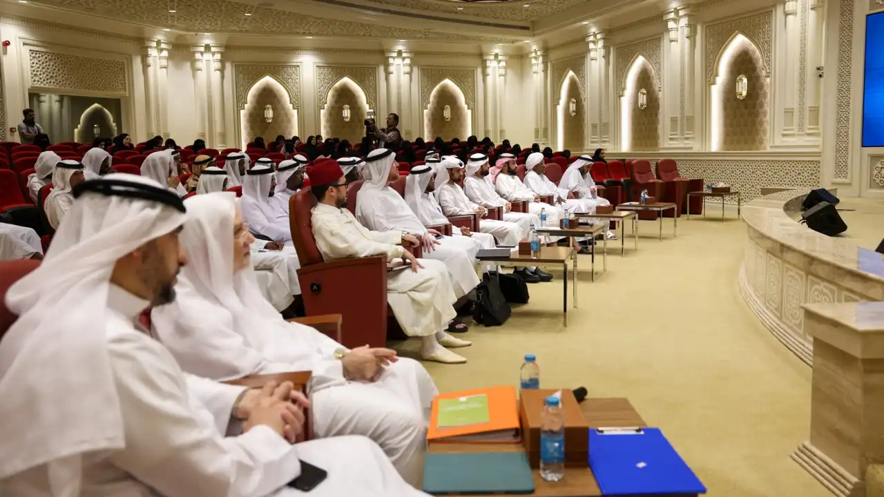 مناقشة جديدة في مجمع القرآن بالشارقة حول مناهج إفراد القراءات